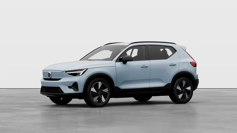 Volvo_EX40_MY26